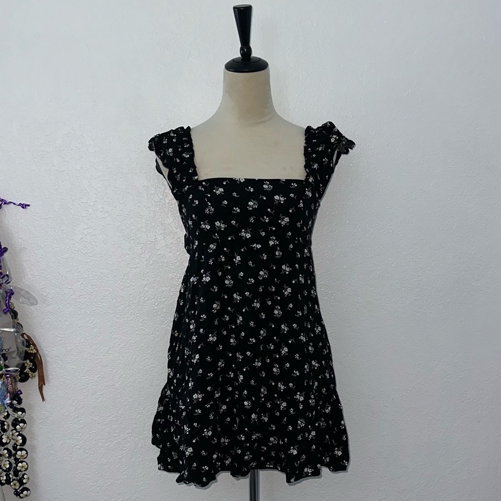 Black Hollister dress